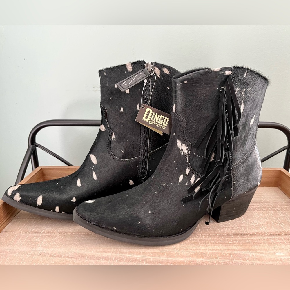 Dingo Women’s Hair We Go Fringe Western Booties Black